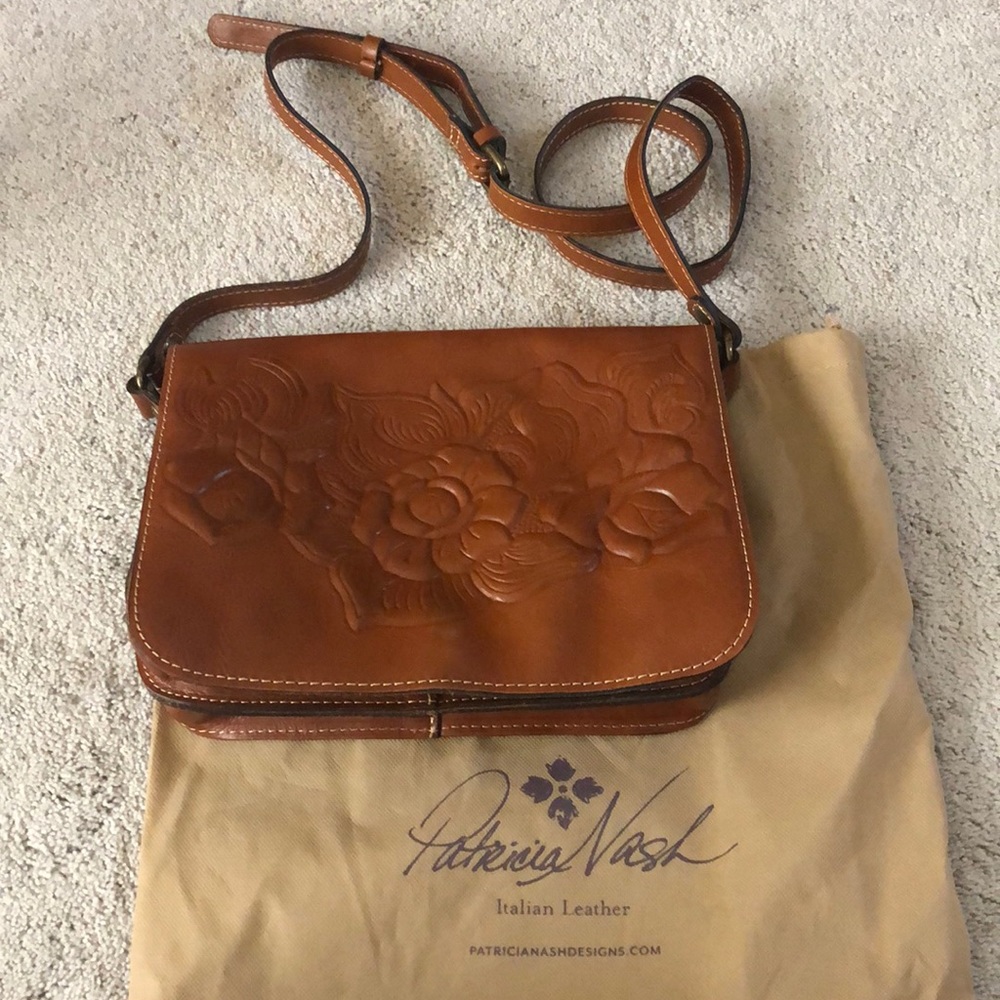 NWOT-Patricia Nash Crossbody Purse